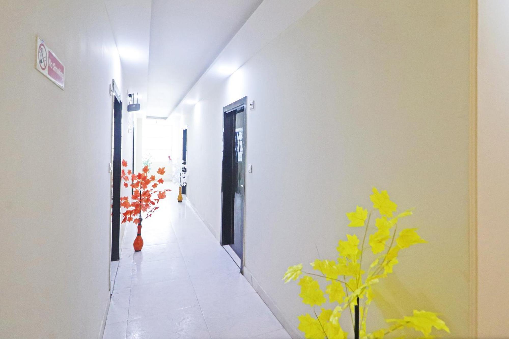 Hotel Qubic Near Igi Delhi Airport New Delhi Exterior photo